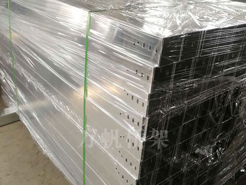 �ӱ����P���|��܏S��